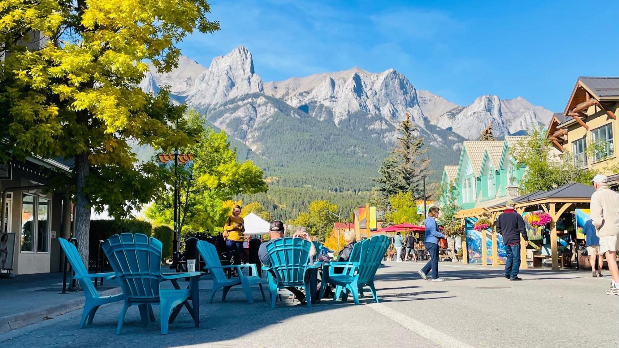 #304 Mountain View 1Br In Canmore Dt Buitenkant foto